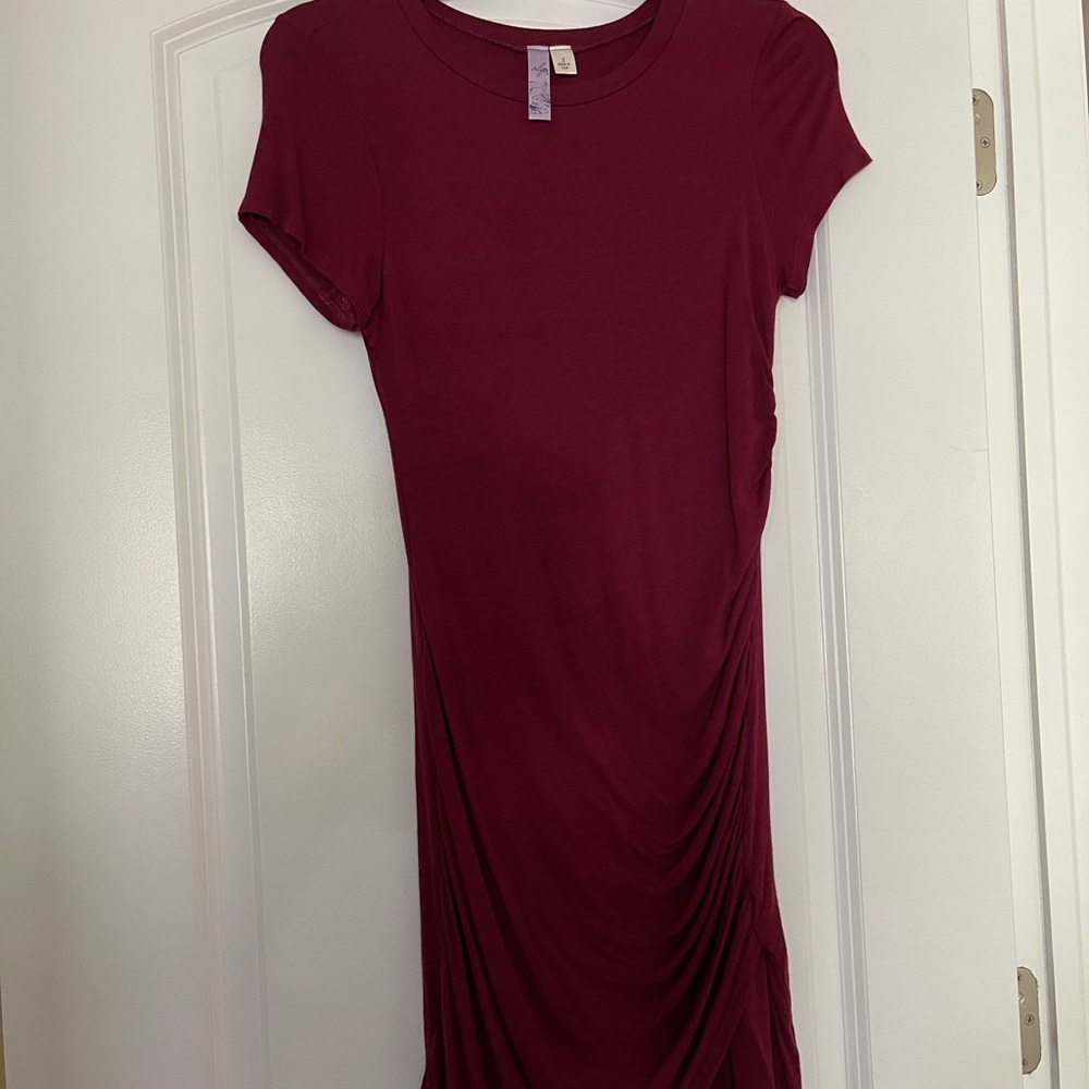 Short sleeve ruched Francesca’s dress.